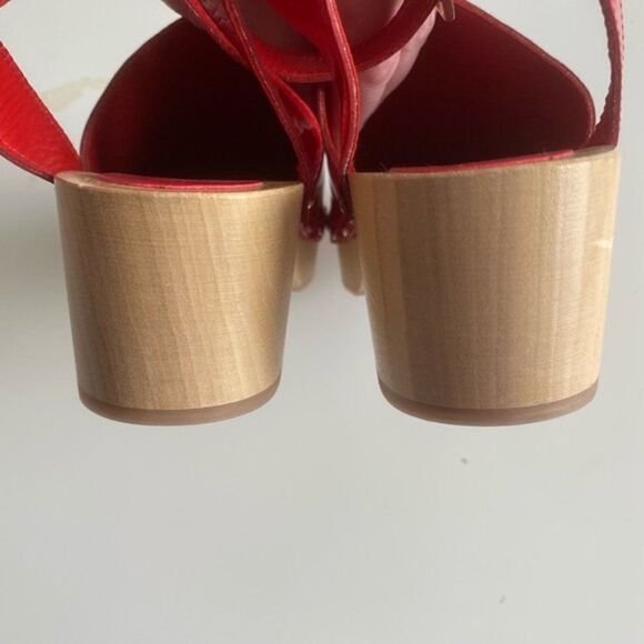 Free People x Unalira Kaia Clog Sandal Red Patent - Picture 4 of 4